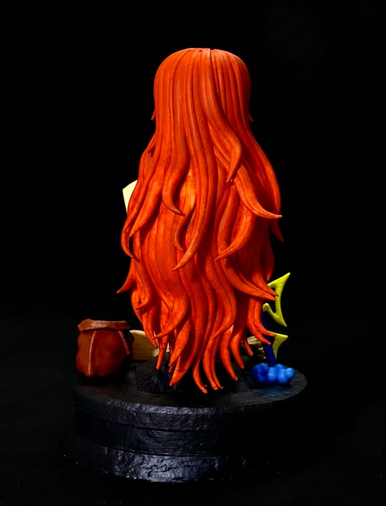 Nami Bust Figure – Pirate Navigator Collectible Display Model