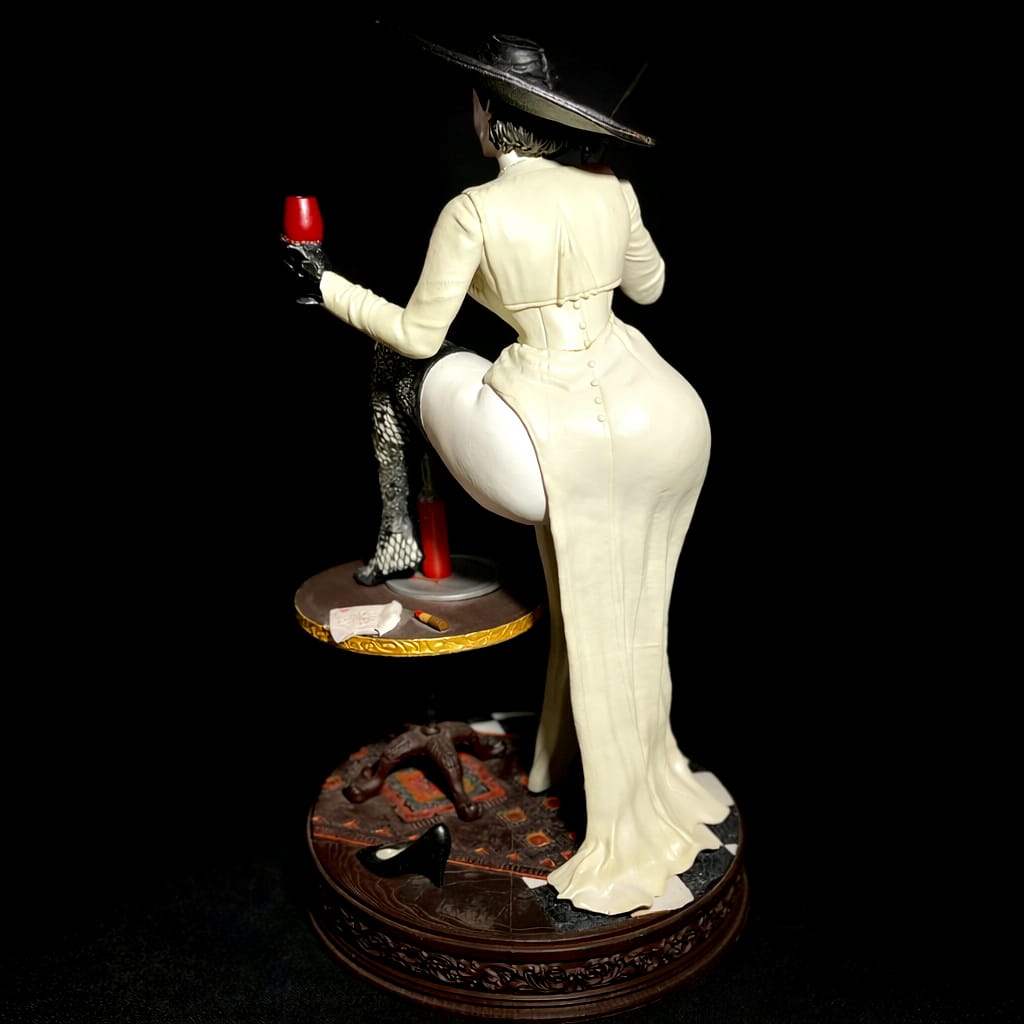 Lady Dimitrescu Figure – Gothic Elegance Display Model
