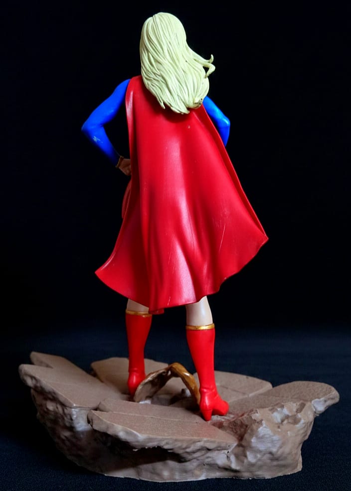 Supergirl Figure – Heroic Kryptonian Display Model