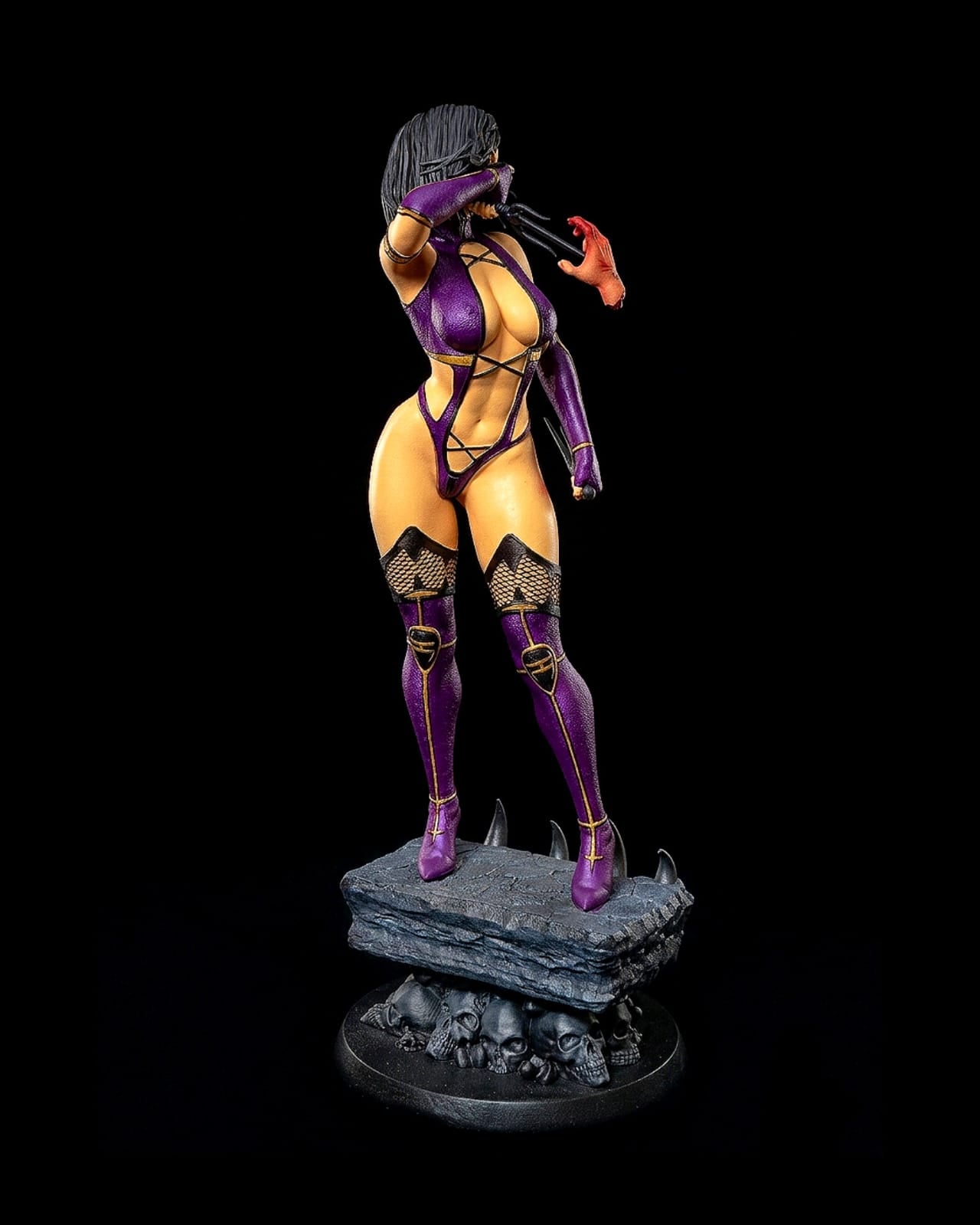 Mileena Figure – Savage Assassin Display Model