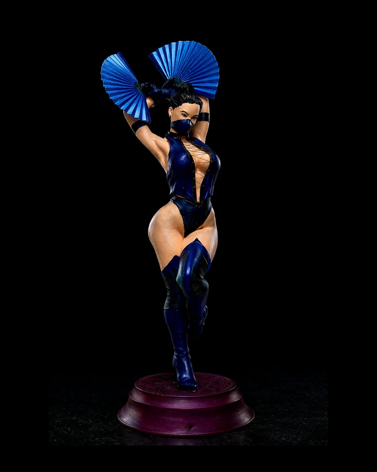 Kitana Figure – Regal Warrior Display Model